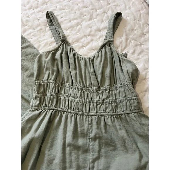 AE Wide Leg Jumpsuit - XL - EUC! - Picture 2 of 7